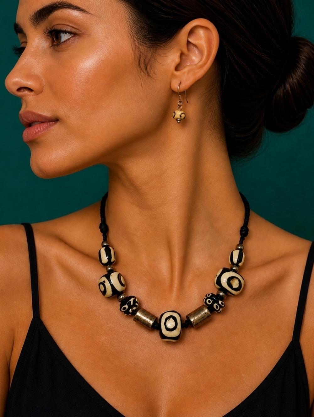 VTG Tibetan Zebra Dzi Eye Proctection Metal Beaded Horn Necklace Earrings Set